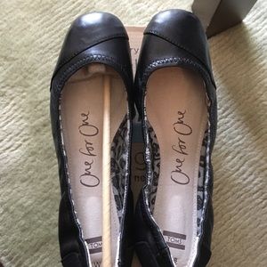 Brand New! Toms Camila Ballet Flats